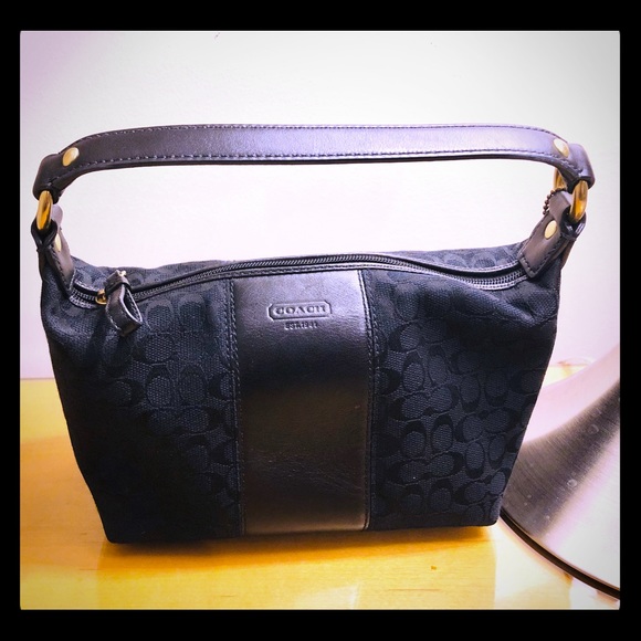 Coach Handbags - Small Coach bag